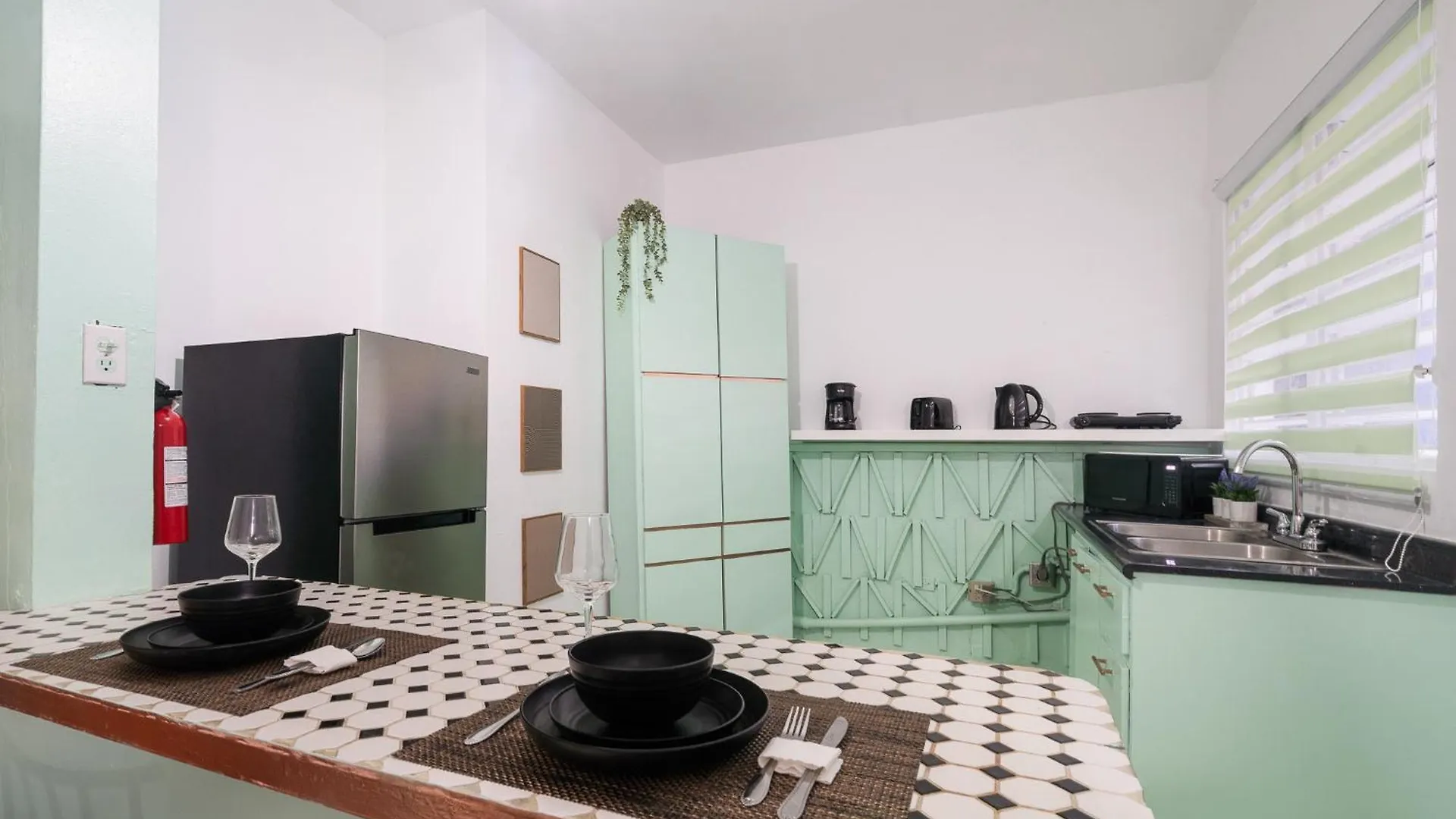 Private Yard - 2 Bedrooms - San Juan Apartment By Ph Porto Rico