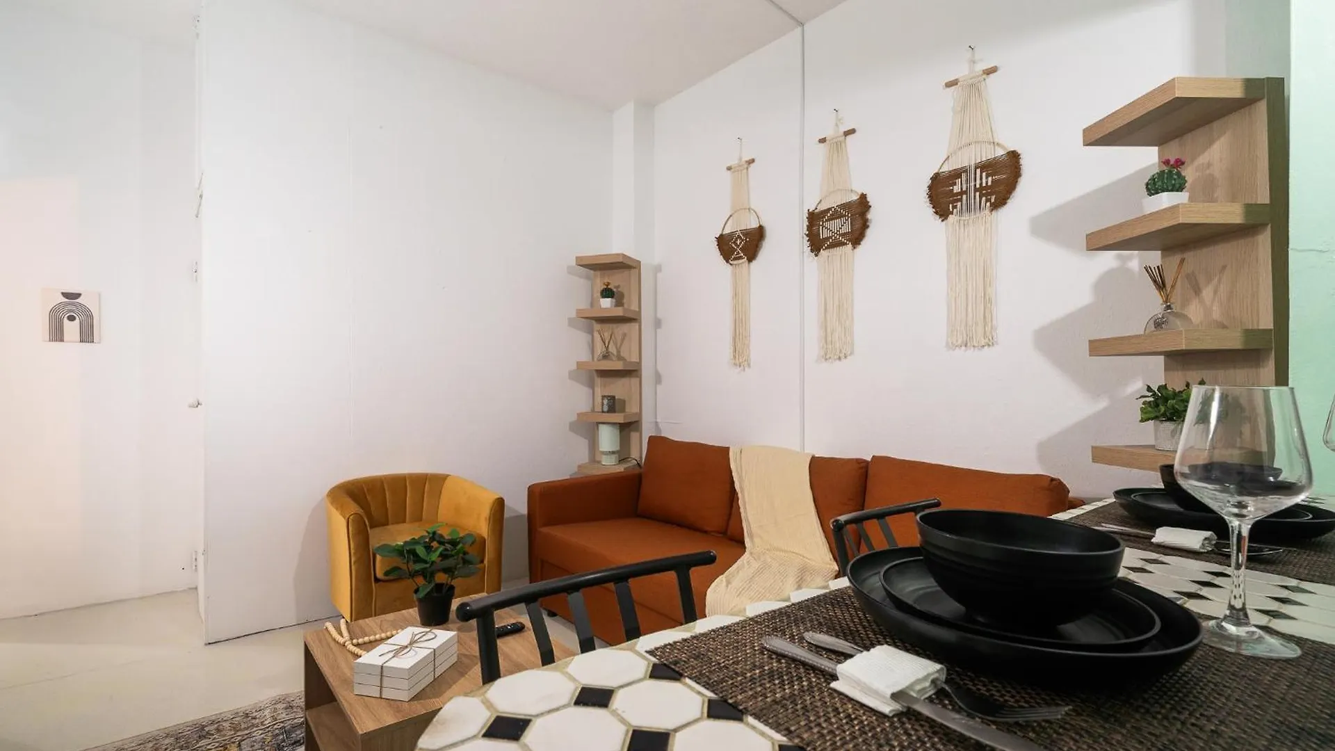 Private Yard - 2 Bedrooms - San Juan Apartment By Ph Porto Rico